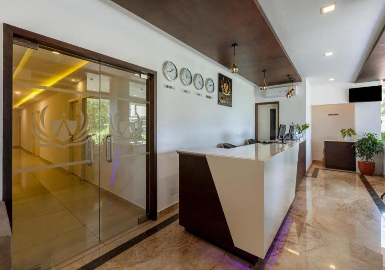 Hotel Airport Avenue Plaza à Nedumbassery Extérieur photo