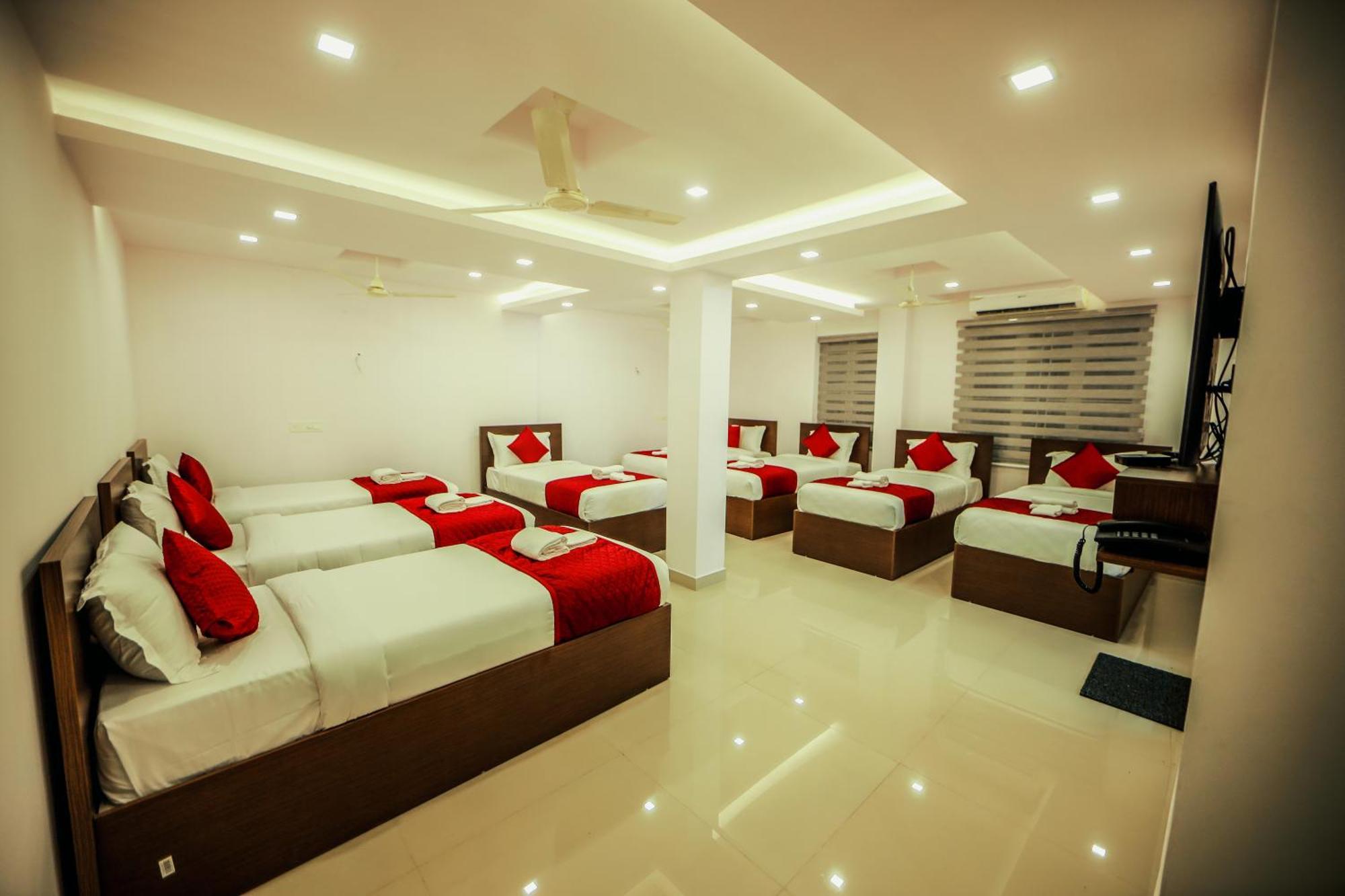 Hotel Airport Avenue Plaza à Nedumbassery Extérieur photo